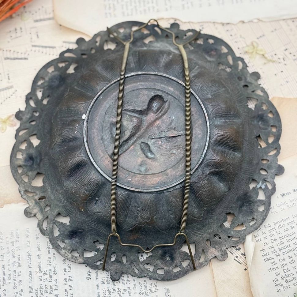 Тарелка декоративная с подвесом Ангел 26 см 