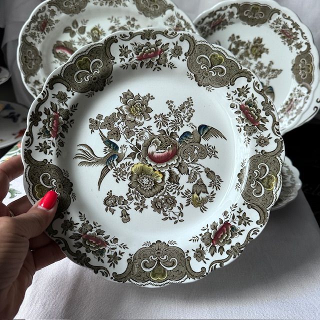 ​Тарелка Ridgway Staffordshire Windsor 25 см Англия