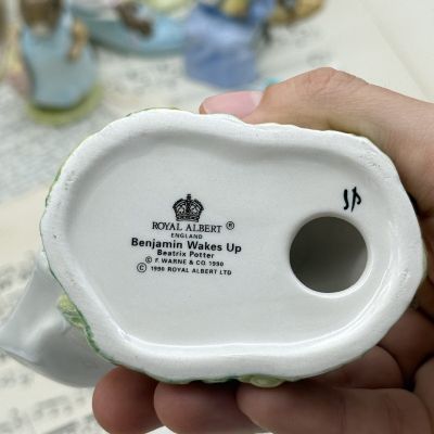 Статуэтка Beatrix Potter Benjamin Wakes Up Royal Albert Англия 1990 г.
