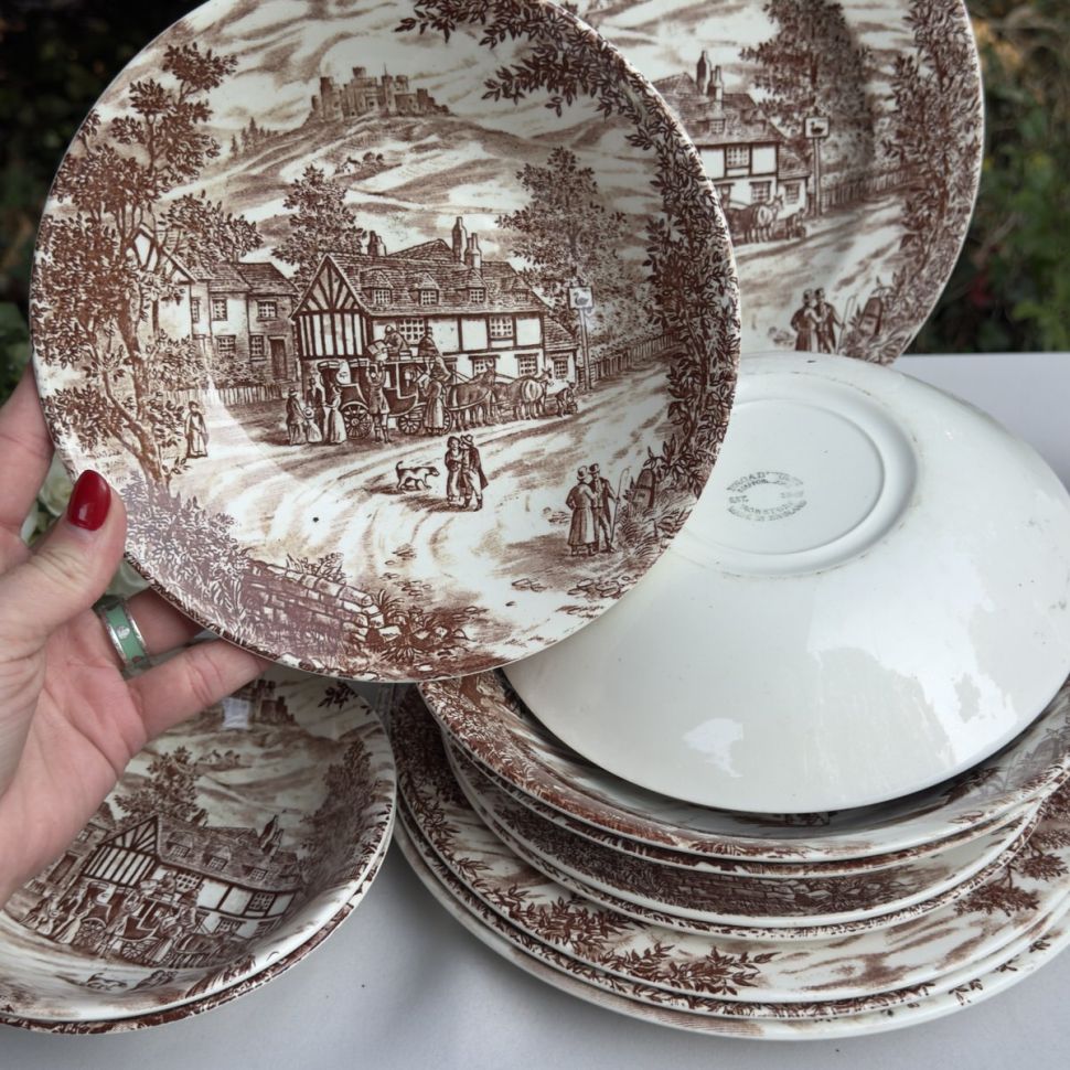 Салатник J.Broadhurst & Sons Swan Inn 23 см Англия