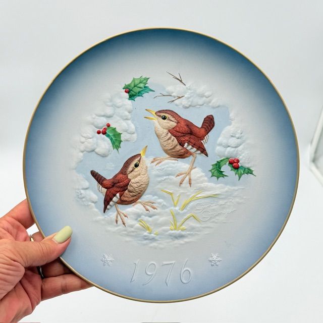 Тарелка панно Hutchenreuther Птицы 26 см фарфор Германия 1976 г.