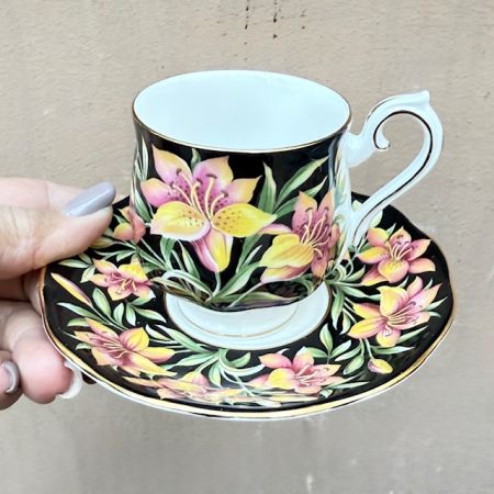 Кофейная пара черный Royal Albert PrairieLily 120 мл Англия