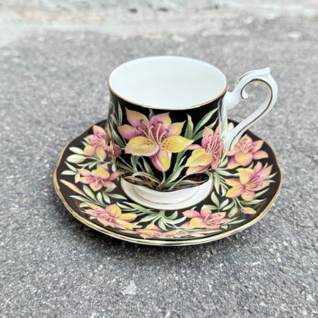 Кофейная пара черный Royal Albert PrairieLily 120 мл Англия