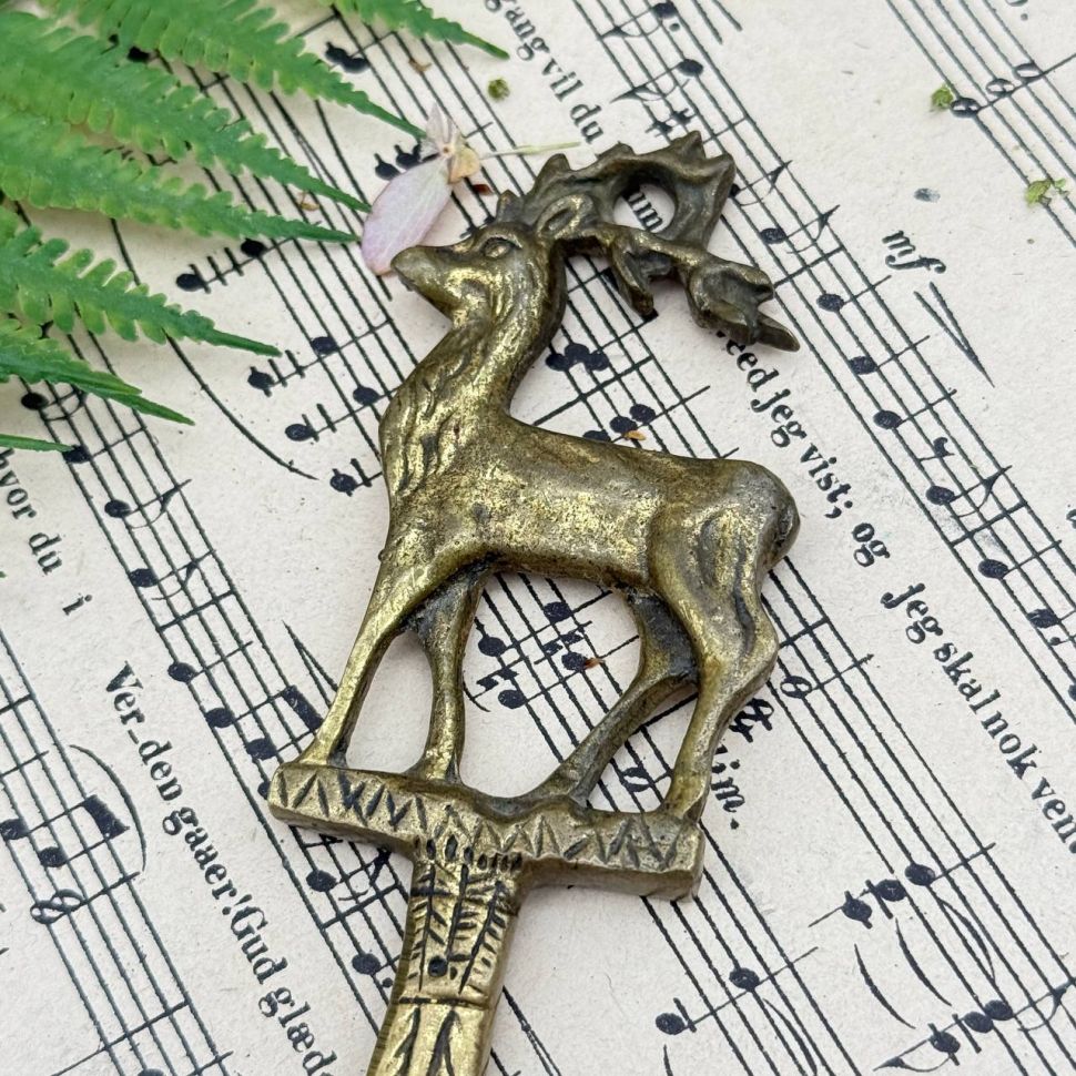 Ложка обувная Олень 18 см латунь