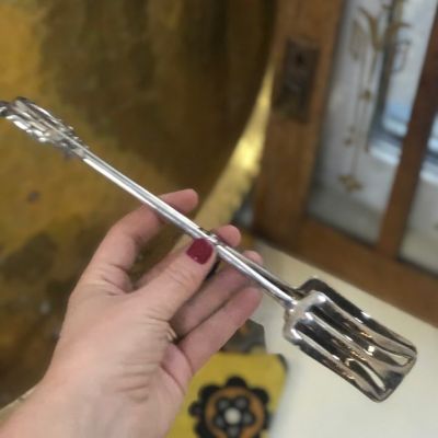 Щипцы для закусок 26 см.