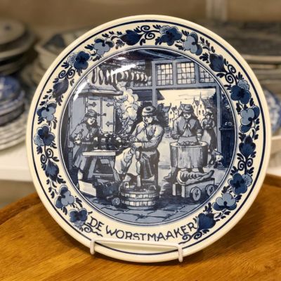 Тарелка декоративная с подвесом &quot;Колбасник&quot; Blue Delft Голландия 24 см