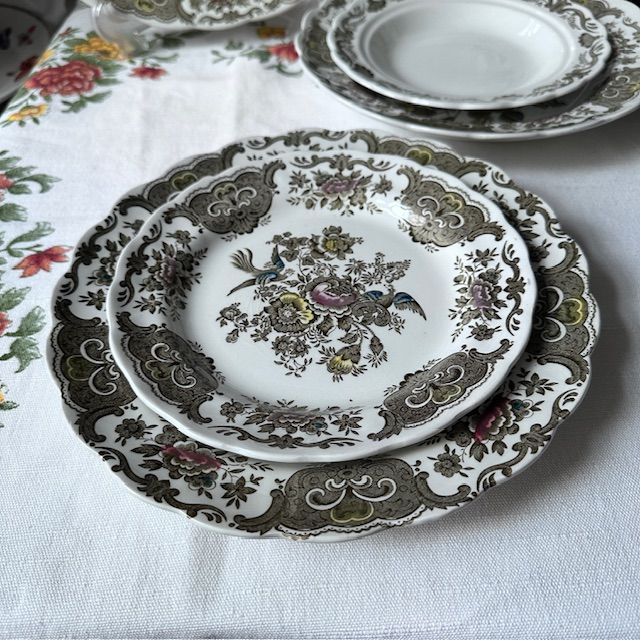 Тарелка Ridgway Staffordshire Windsor 20 см Англия