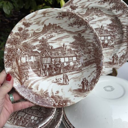 Тарелка глубокая J.Broadhurst & Sons Swan Inn 20 см Англия 
