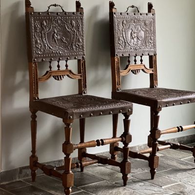 Стул антикварный Грифон 98 см Франция дерево кожа латунь