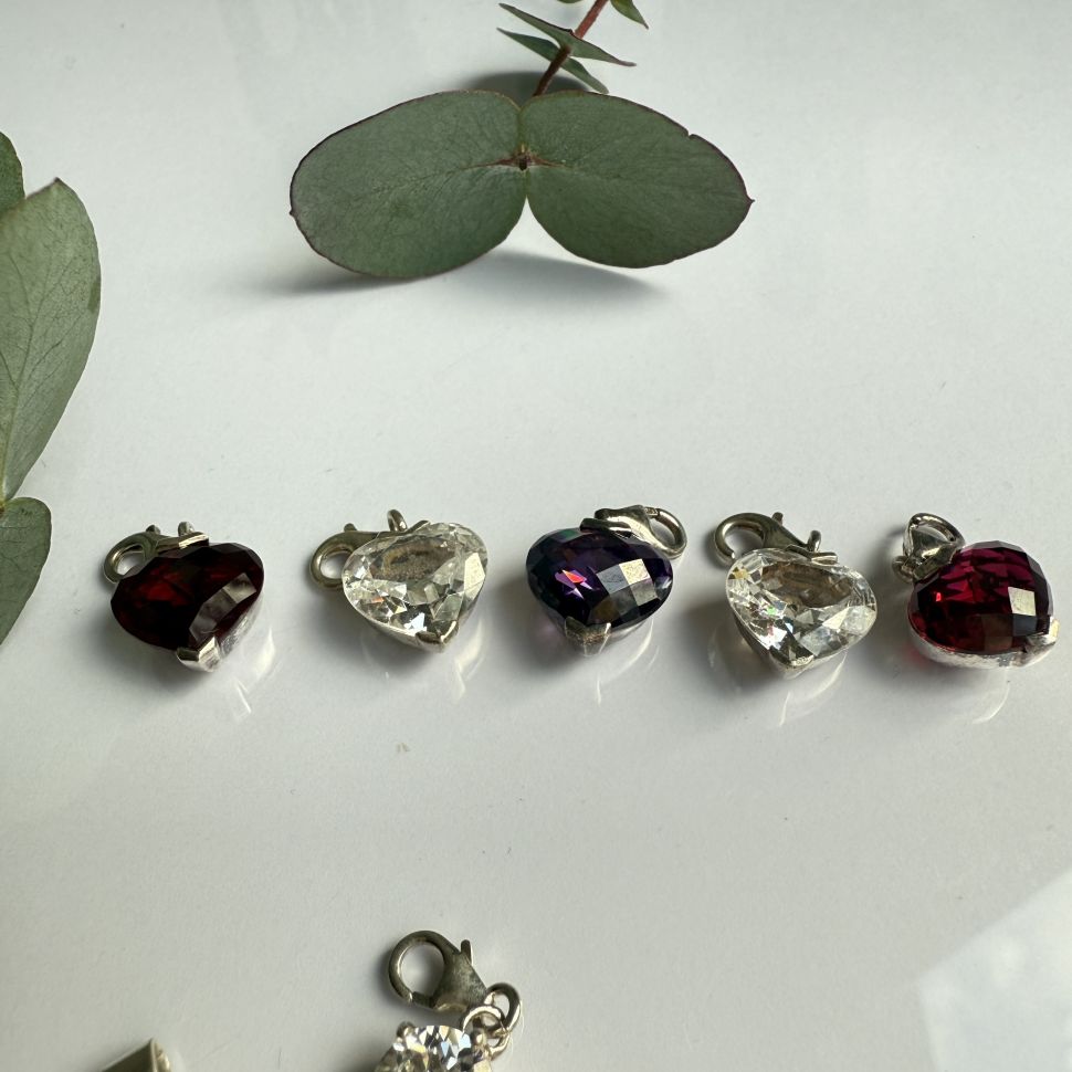 Подвеска шарм Thomas Sabo Сердце кристалл рубиновый 1,7 см 925