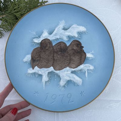 Тарелка панно Hutchenreuther Воробьи 26 см фарфор Германия 1972 г.