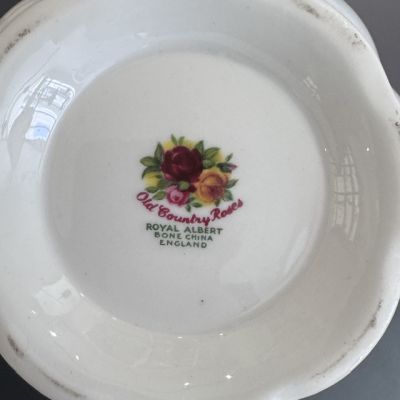 Кофейник Royal Albert Old Country Roses 1,4 л Англия 1962 г.