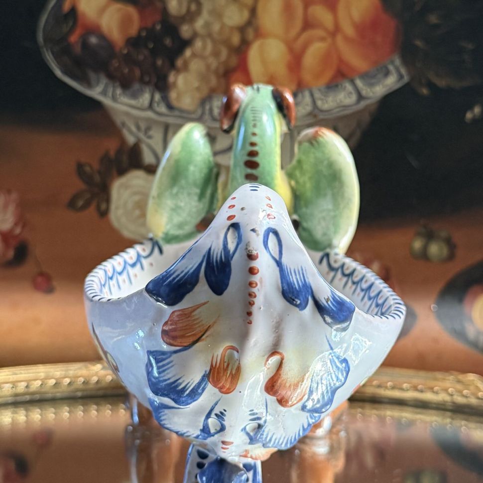 Ваза Дракон 23 см реплика Руанского фарфора 17 века Франция