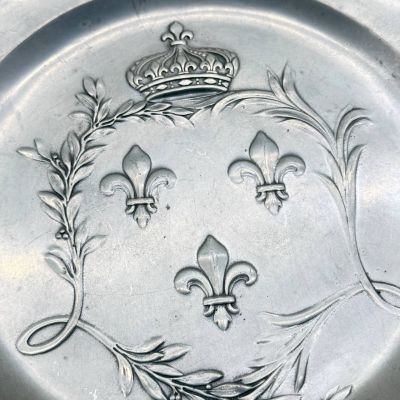 Блюдо поднос Флер-де-лис 27 см олово Франция