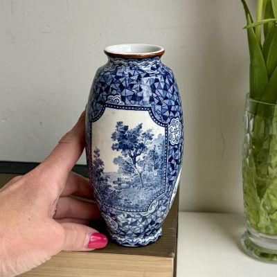 Ваза ВиллеройБох Flamand 16 см фарфор Германия 1900 г.г.