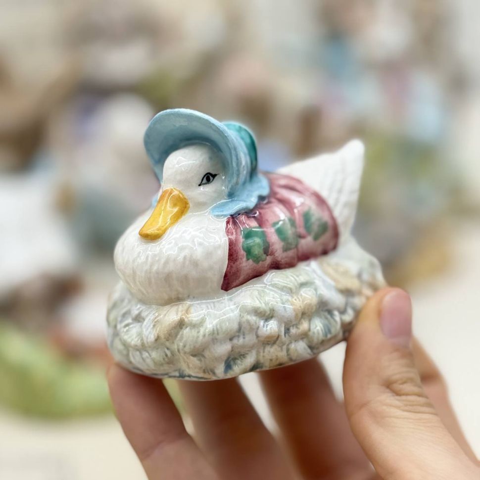 Статуэтка Beatrix Potter Jemima Puddle Duck Feathered Nest Royal Albert Англия 1989 г.
