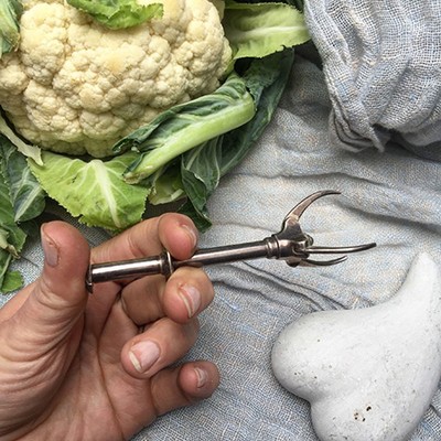 Щипцы для сахара с пружинным механизмом