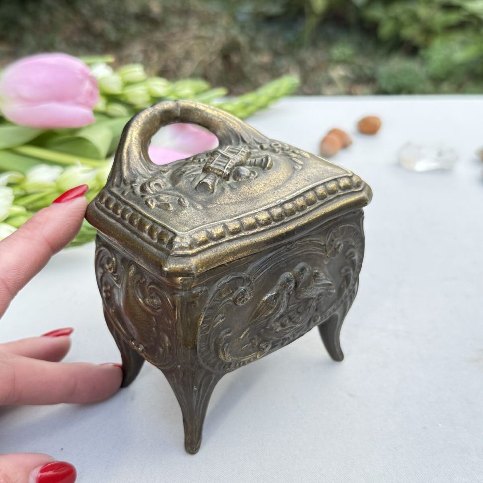 Шкатулка для ювелирных изделий 10 см бронза Франция