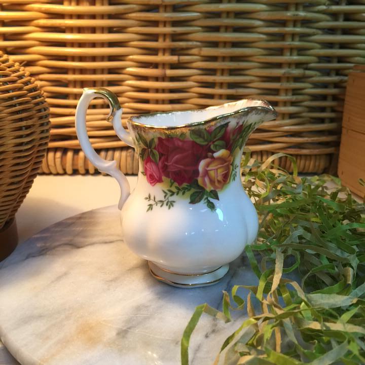 Молочник Royal Albert Old Country Roses 150 мл Англия