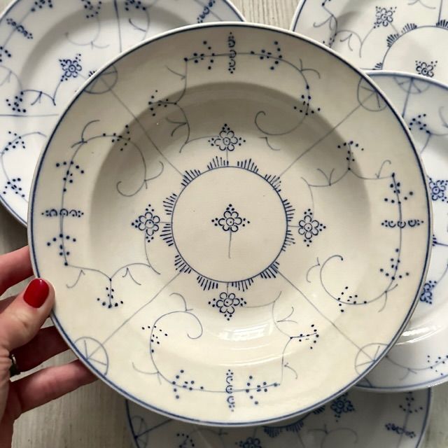 Тарелка глубокая ВиллеройБох Dresden 23 см фарфор Германия 