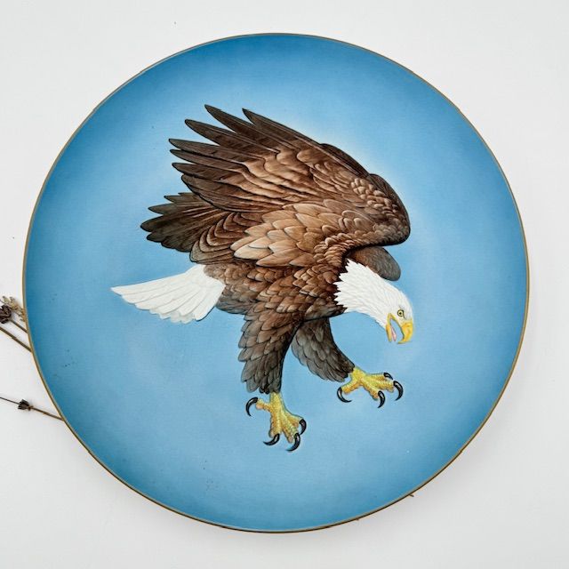 Тарелка панно Hutchenreuther Белоголовый орлан 26 см фарфор Германия 1976 г.