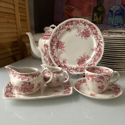 Тарелка ВиллеройБох Valeria красный 20 см Германия 1940-1970 гг. 