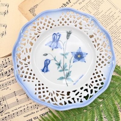 Тарелка Schumann Arzberg Tradition Aquilegia vulgaris 19 см Бавария