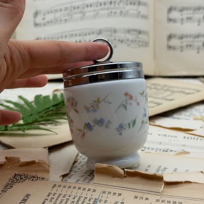 Кодлер на 2 яйца Royal Worcester Мелкоцвет Англия 