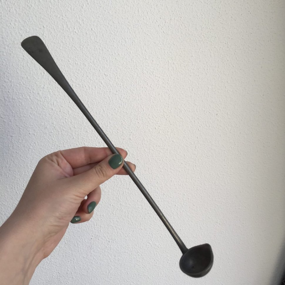 Длинная оловянная ложка для оливок, соусник