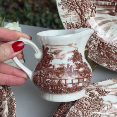 Молочник J.Broadhurst & Sons Swan Inn 200 мл Англия