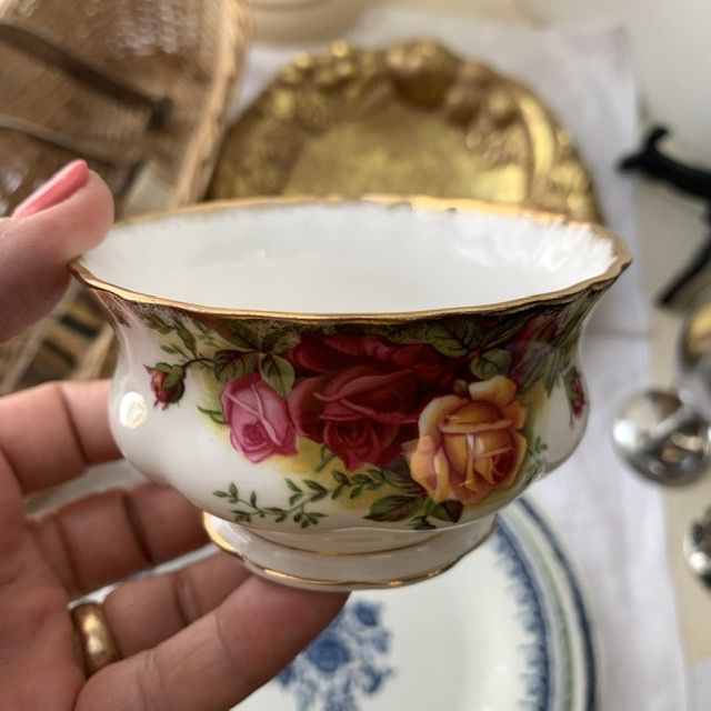 Сахарница молочник блюдо Royal Albert 1962 г. Old Country Roses Англия набор 3 предмета