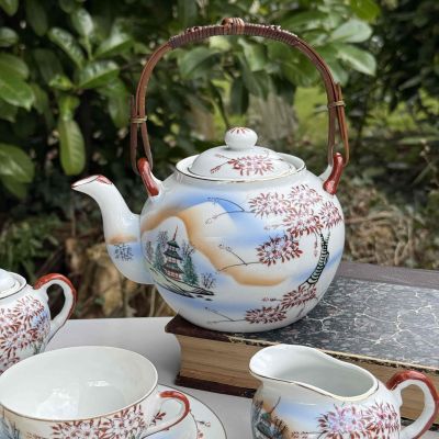 Чайник с ситом Сакура 1 л фарфор Япония