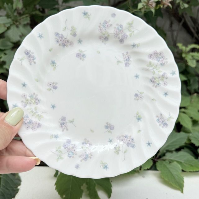 Тарелка Wedgwood April Flowers 17 см Англия