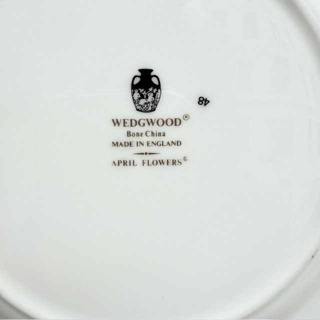 Тарелка Wedgwood April Flowers 17 см Англия
