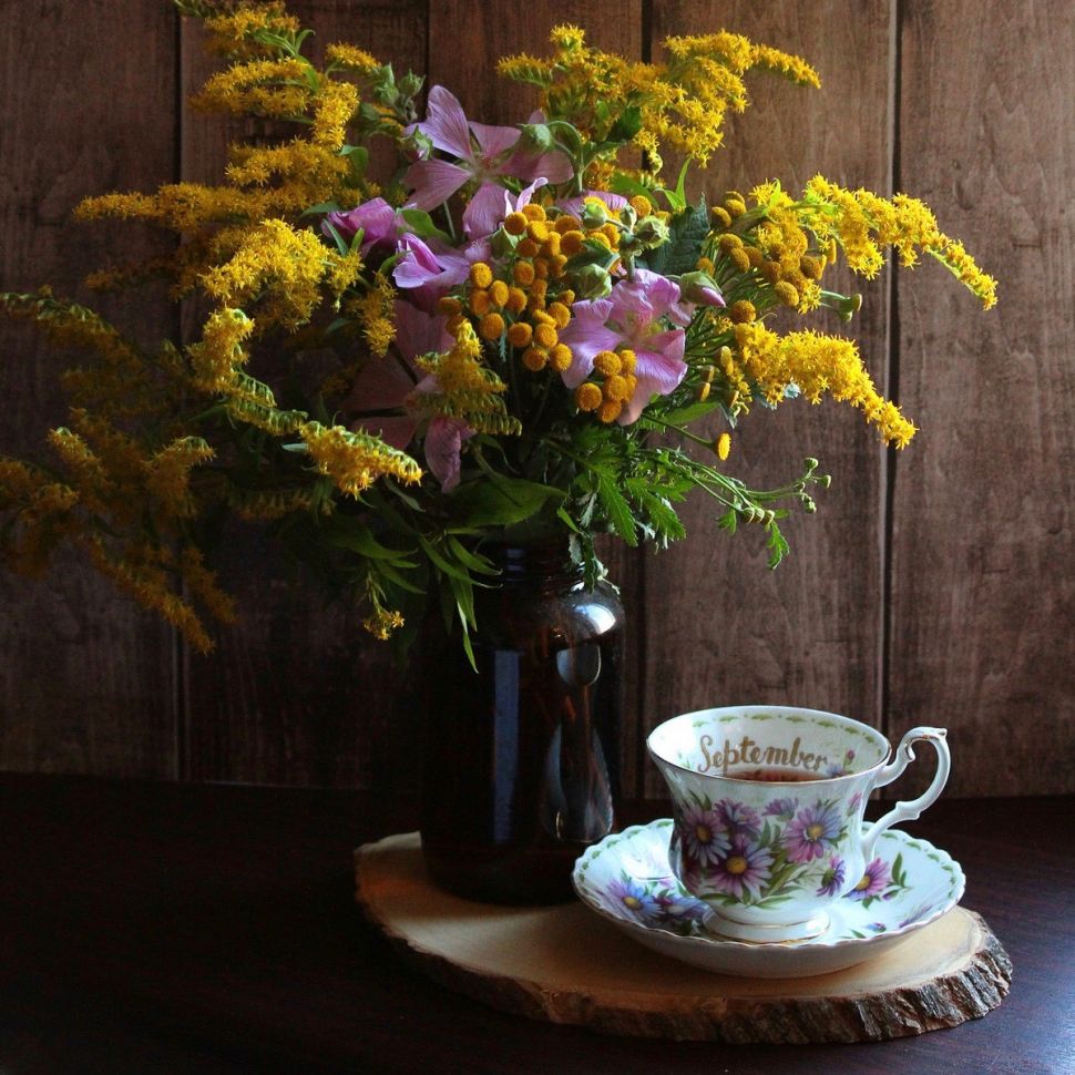 Чайная пара Royal Albert Сентябрь 1970 г. 12 месяцев