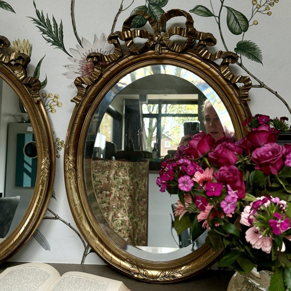 Зеркало с фацетом в деревянной раме Франция 49х65 см