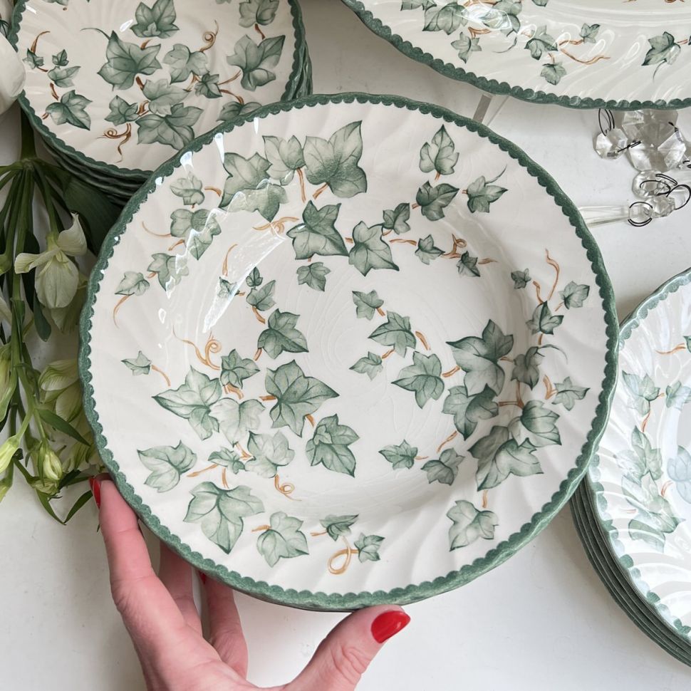 Тарелка глубокая Barratts Плющ 23 см фарфор Англия