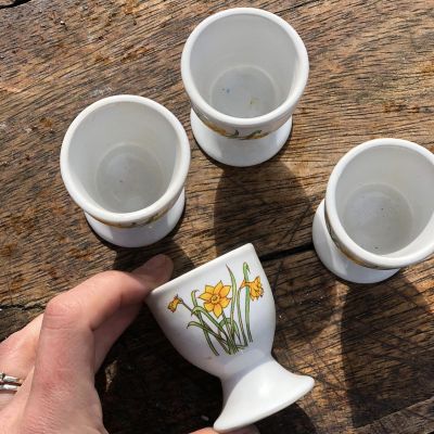 Подставка для яйца Нарцис фарфор