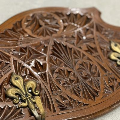 Вешалка настенная Лилия четыре крючка 68 см 