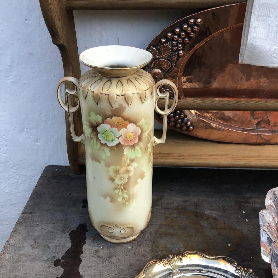 Ваза 32 см модерн 1890-е гг (нитевидная трещина)