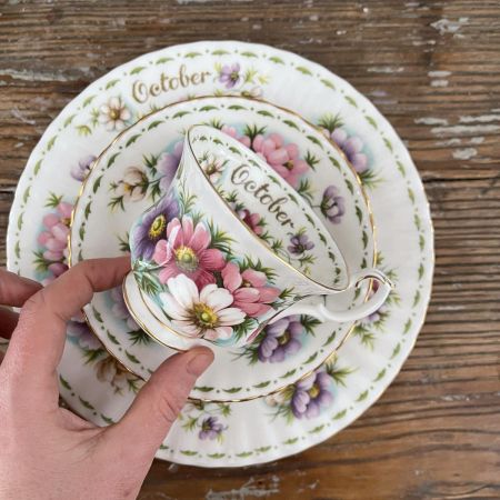 Тарелка Royal Albert 12 месяцев Октябрь 21 см Англия