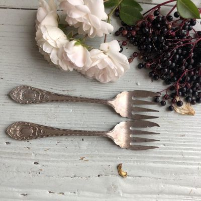 Вилка с четырьмя зубцами