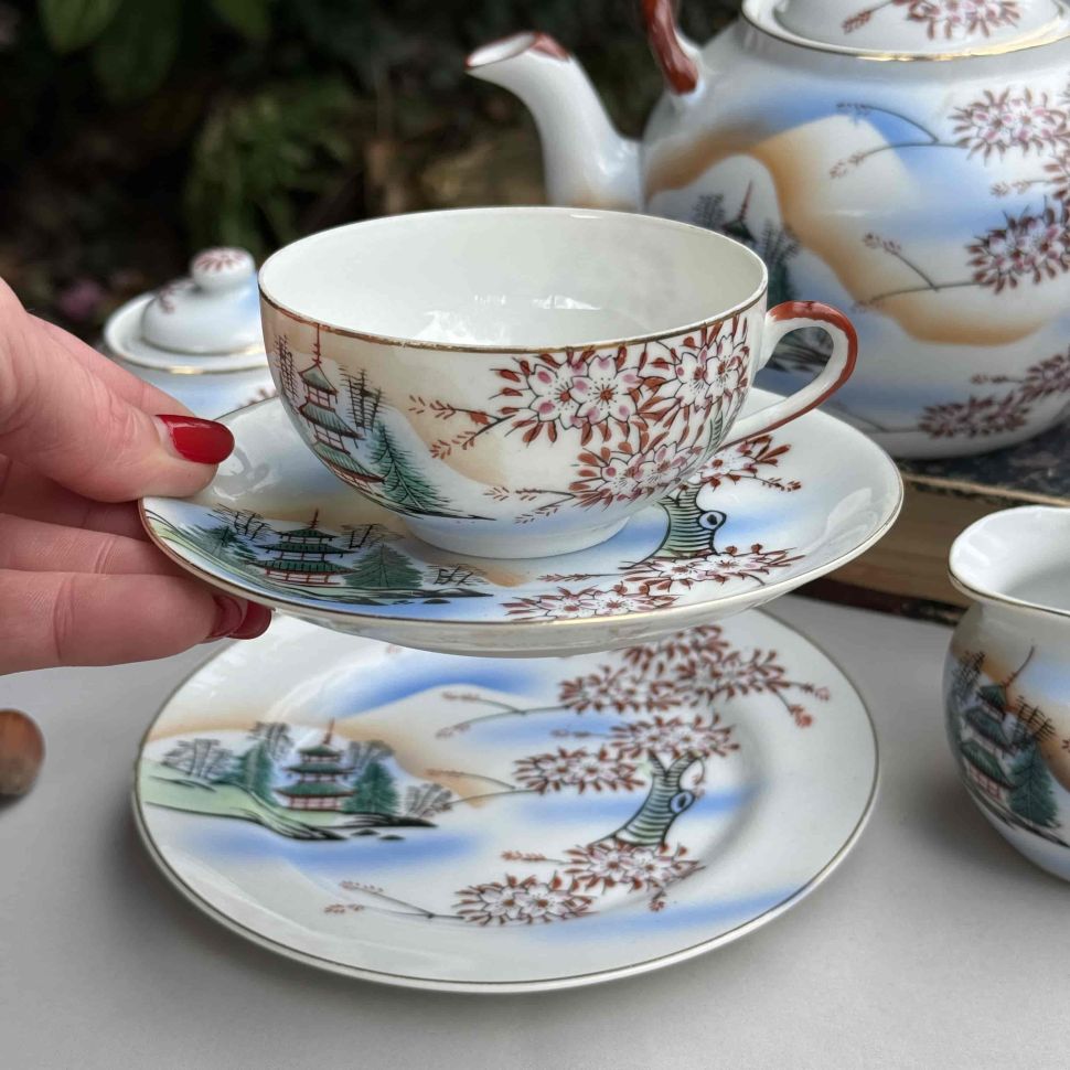 Молочник Сакура 200 мл фарфор Япония