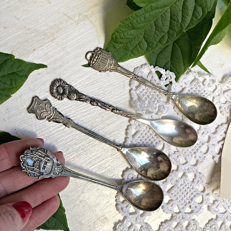 Ложка кофейная набор коллекционный 4 шт.