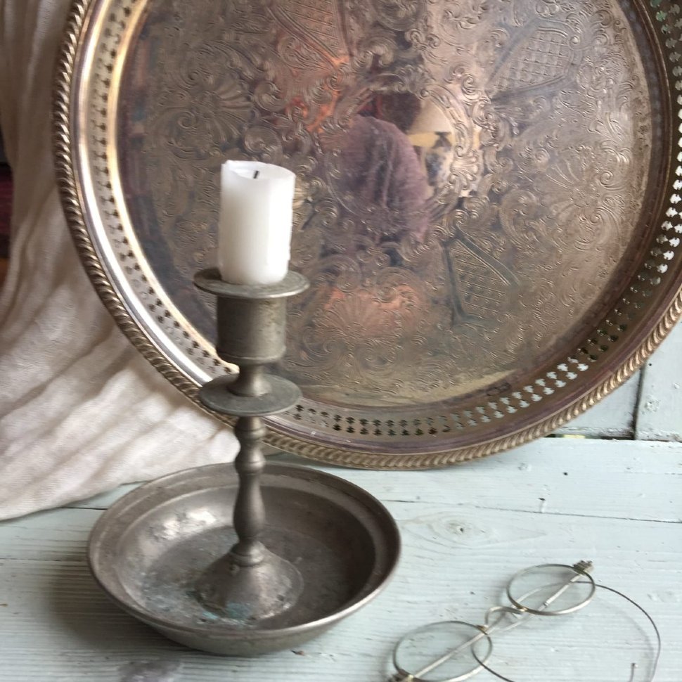 Подсвечник олово на блюде для высокой свечи