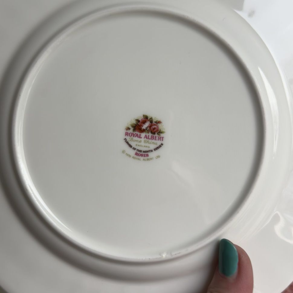 Тарелка Royal Albert 12 месяцев Июнь 21см Англия