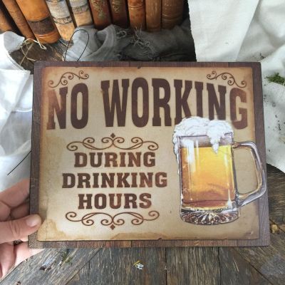 Табличка декоративная металлическая NO WORKING 