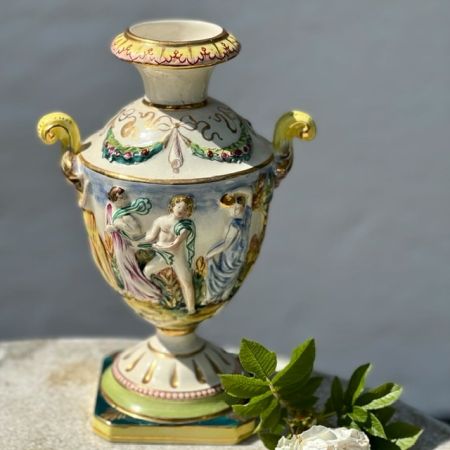 Ваза Capodimonte 17 см фарфор Италия