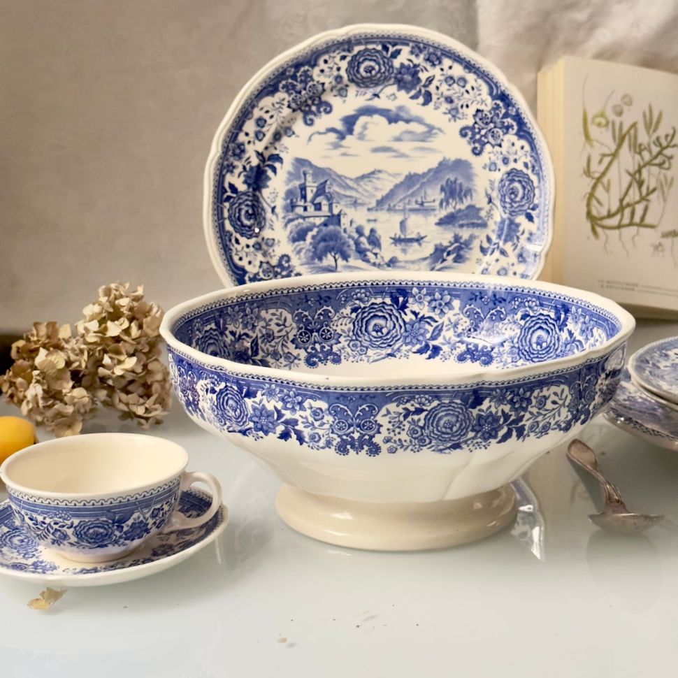 Салатник ВиллеройБох Burgenland синий 24 см Германия