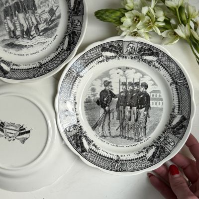 Тарелка Sarreguemines Кавалерийская школа 19 см Франция конец 19 в. 